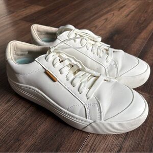 Dr. Scholl's Shoes Women's Time Off White Lace-Up Sneakers